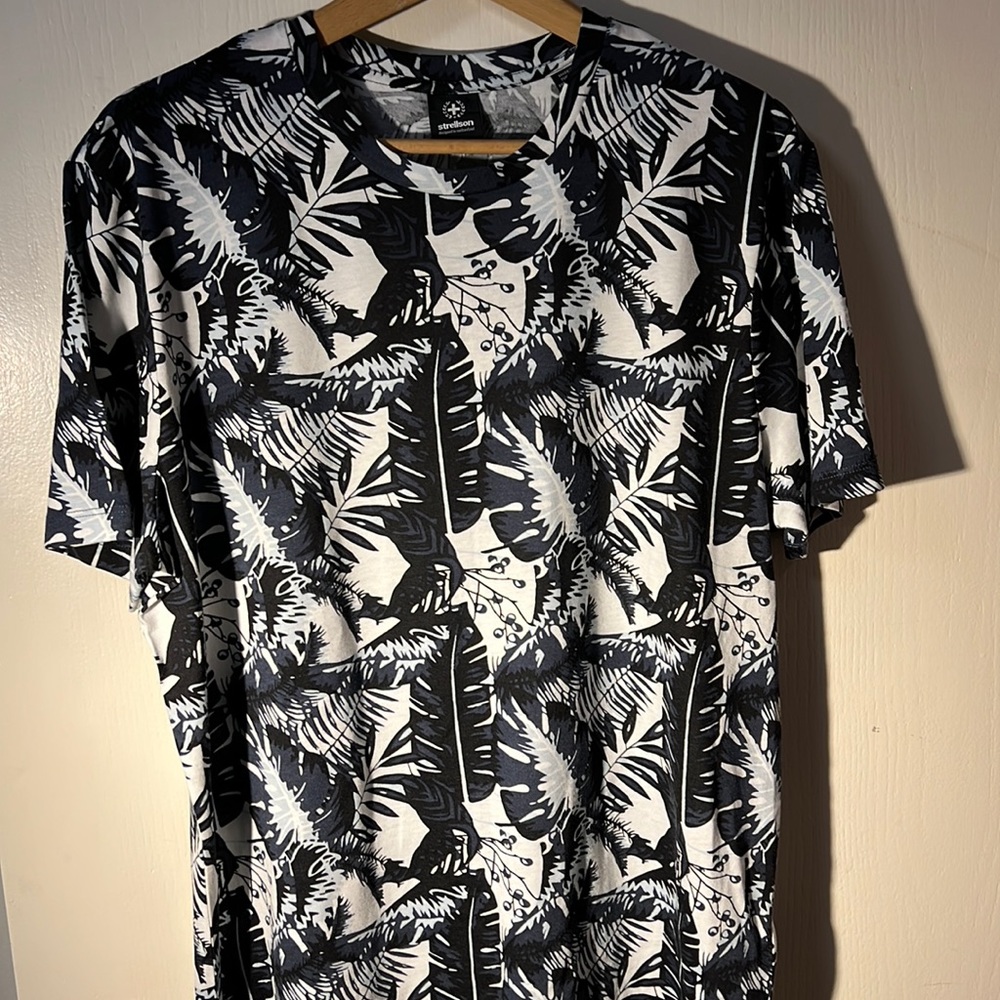 New Strellson T-Shirt  size XL